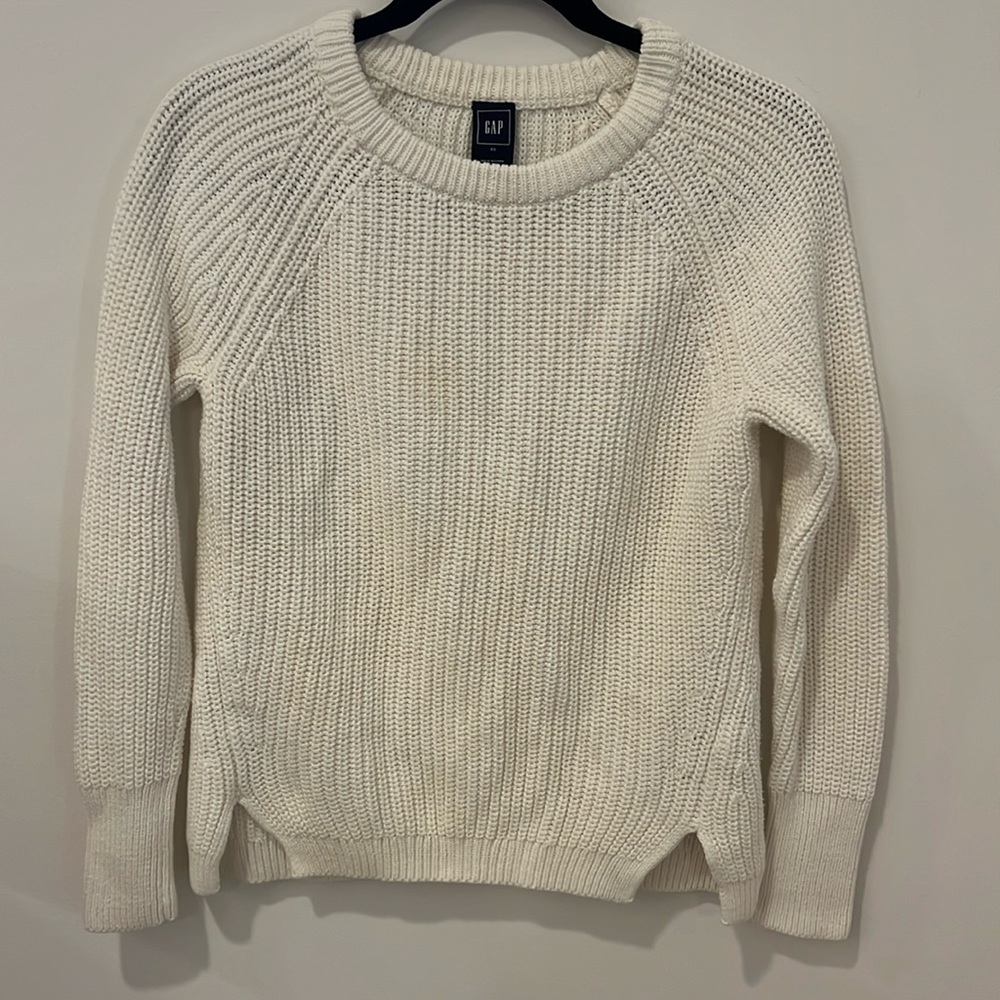 Gap Women’s Cable Knit Sweater